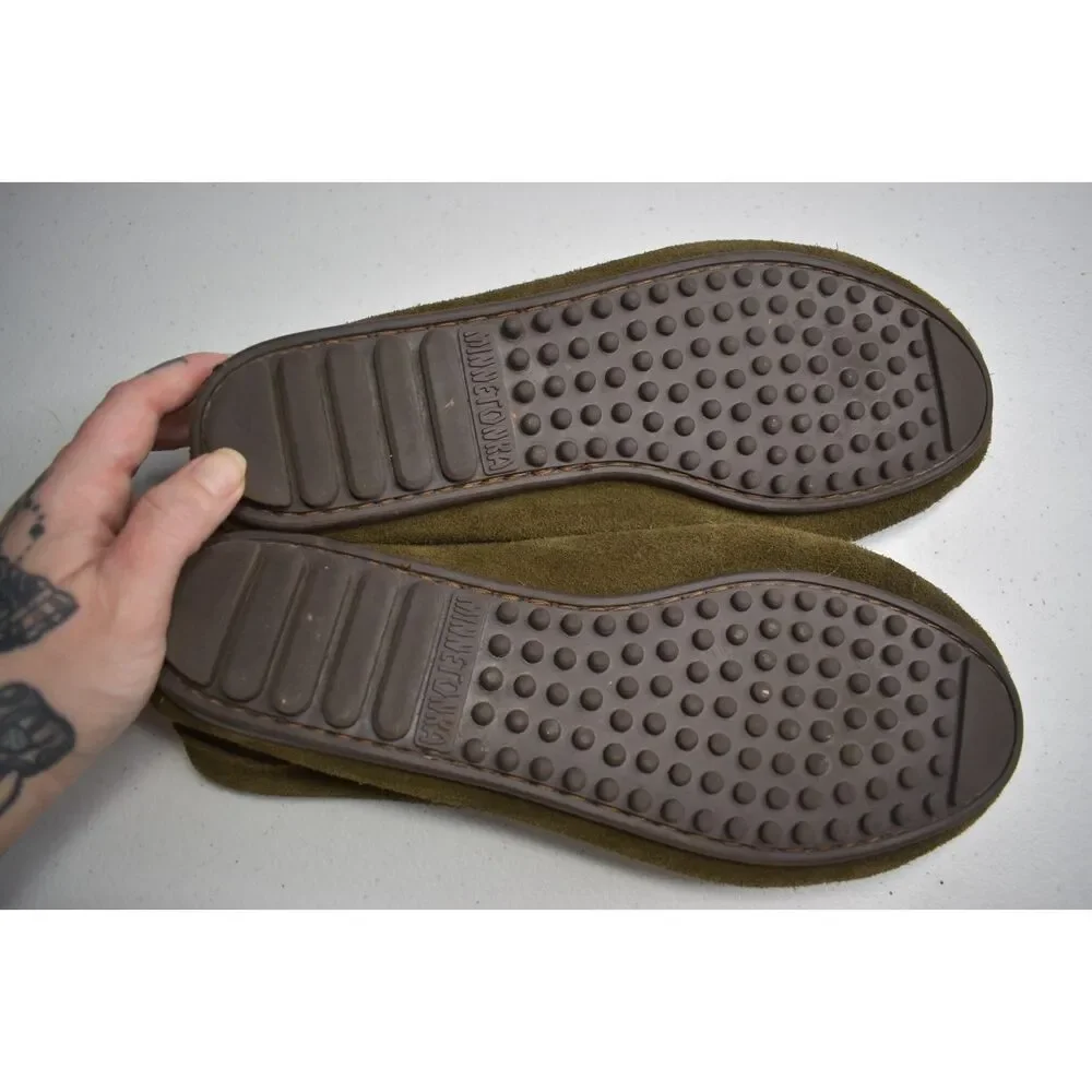 Minnetonka Kilty Soft Sole Moccasin Shoes Green Casual Flats Womens 9